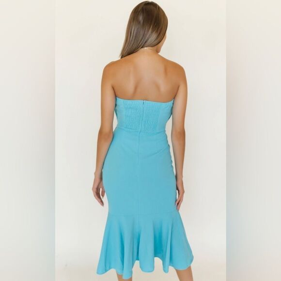 New women's dress - Picture 2 of 6